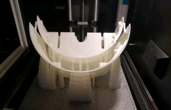 為什么要選擇SLA 3D打印機(jī)？使用SLA 3D打印機(jī)的好處有哪些？